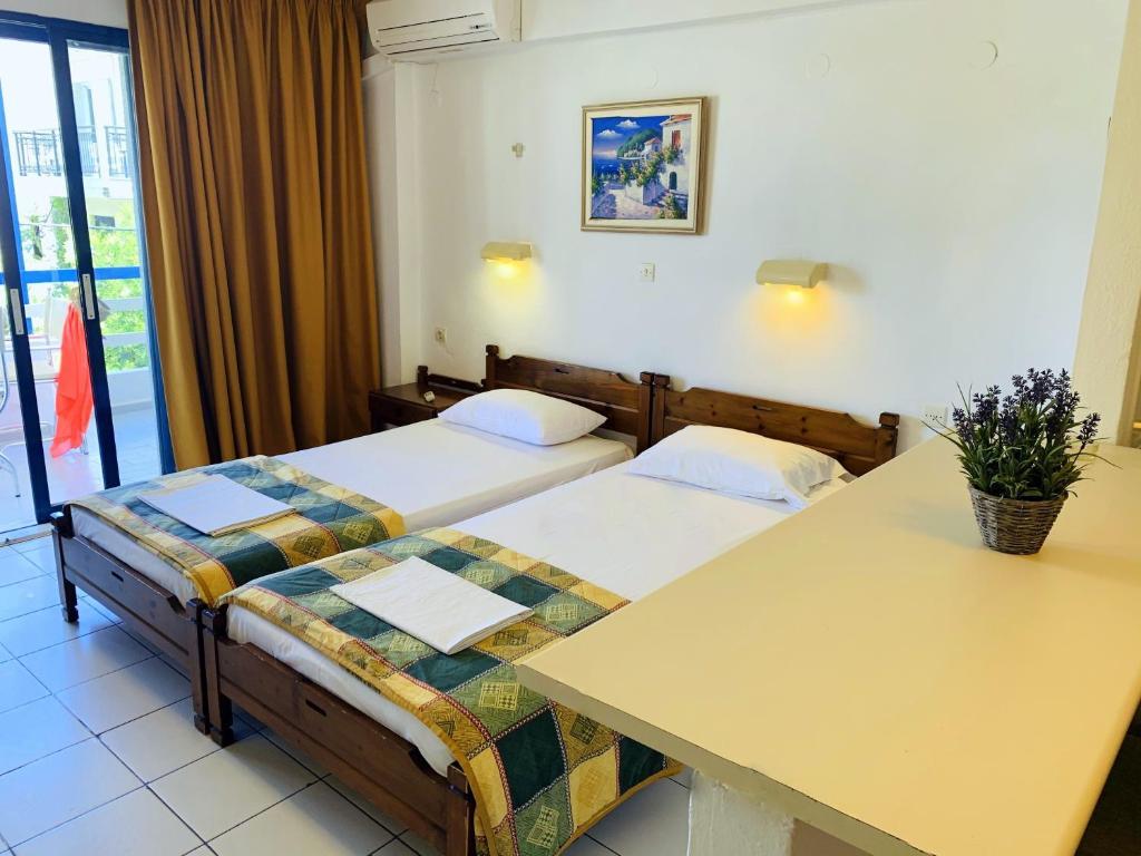 Kassavetis Hotel Hersonissos  Ngoại thất bức ảnh