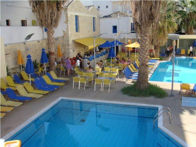 Kassavetis Hotel Hersonissos  Ngoại thất bức ảnh